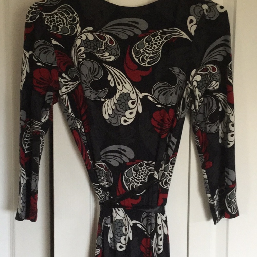 Dress - Picture 3 of 5